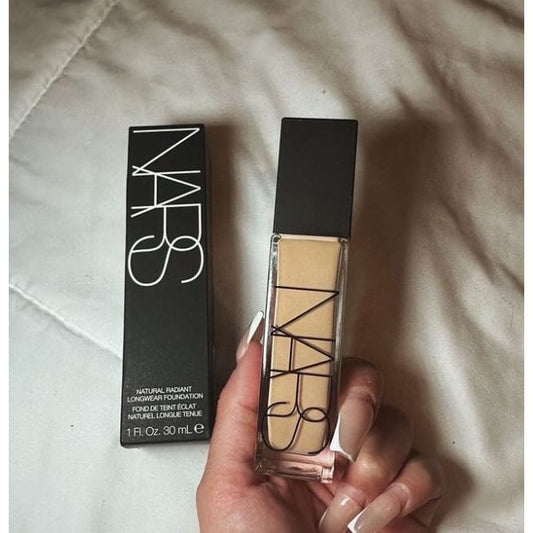 NARS Natural Radiant Longwear Foundation – 30ml