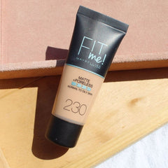Maybelline Fit Me Foundation: Pore-Blurring Matte Finish (New 16H Formula)